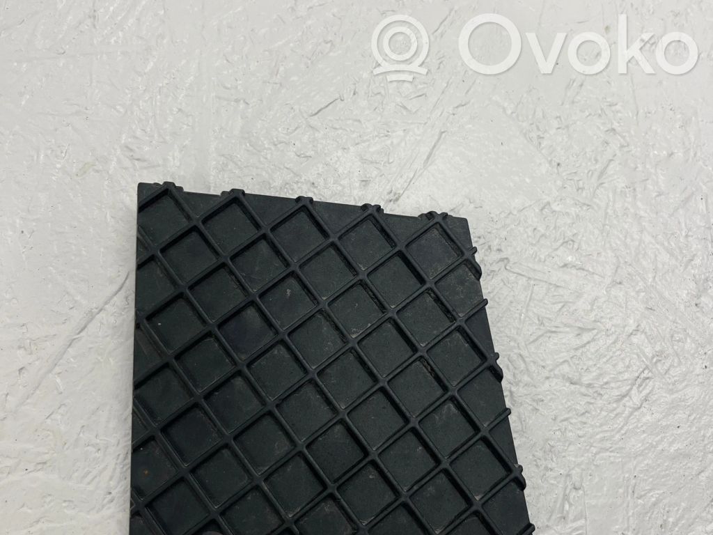 BMW 5 E60 E61 ACC Distronic radar sensor grill/trim 