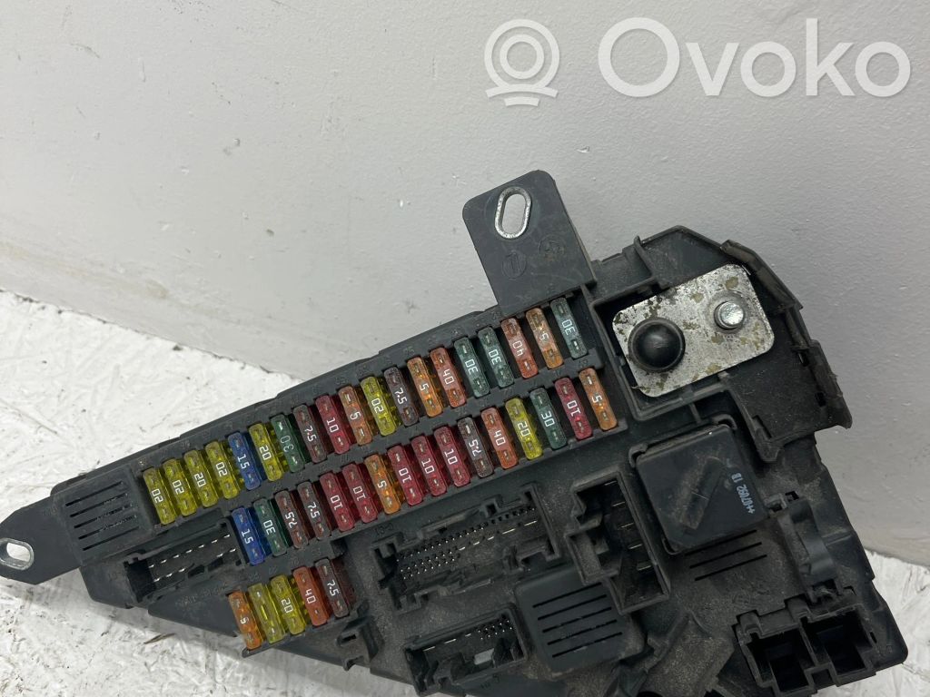 BMW 5 E60 E61 Fuse box set 
