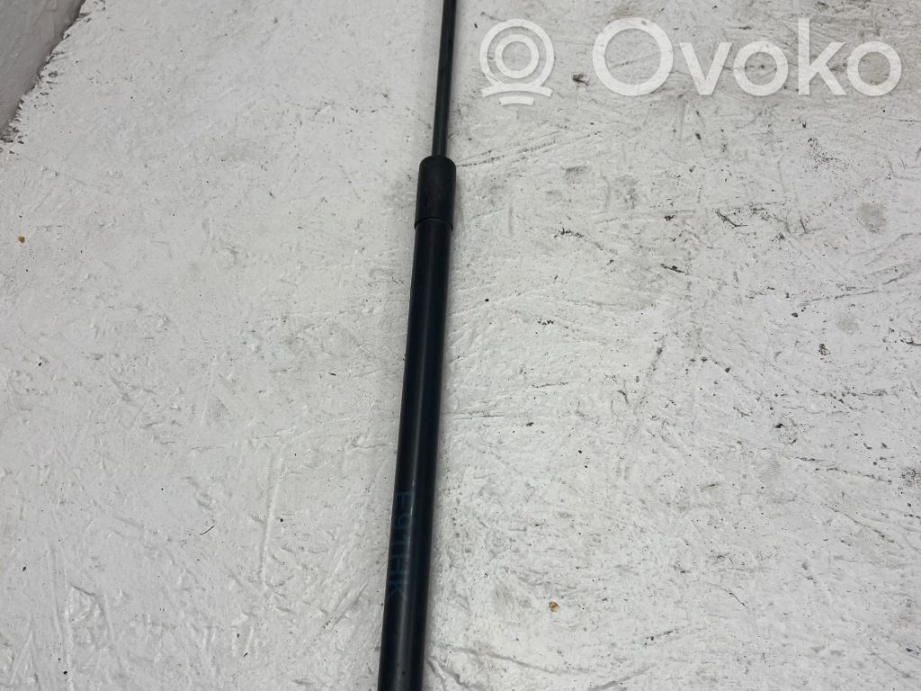 BMW 3 E90 E91 Tailgate/trunk strut/damper 