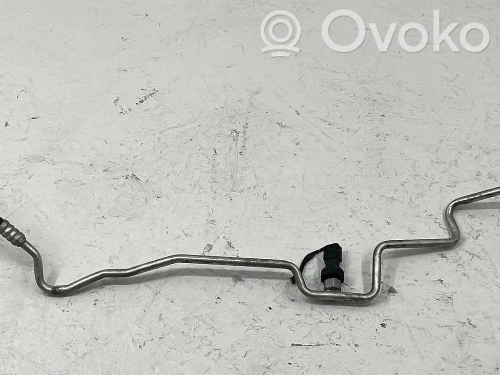 BMW 5 E60 E61 Air conditioning (A/C) pipe/hose 