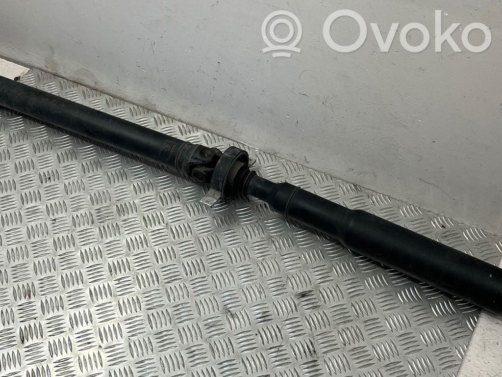 BMW 3 E90 E91 Kardāns komplektā 