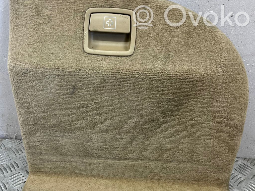 BMW 5 E60 E61 Šoninis apdailos skydas 