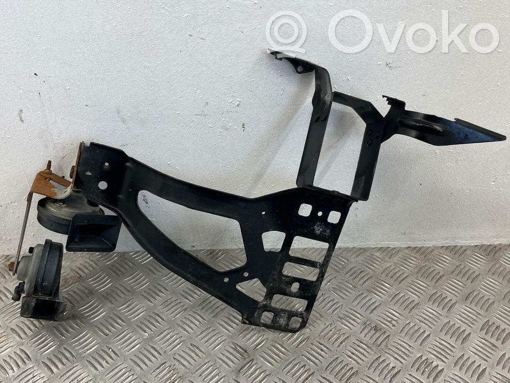 Top upper radiator support slam panel   17992010,041111