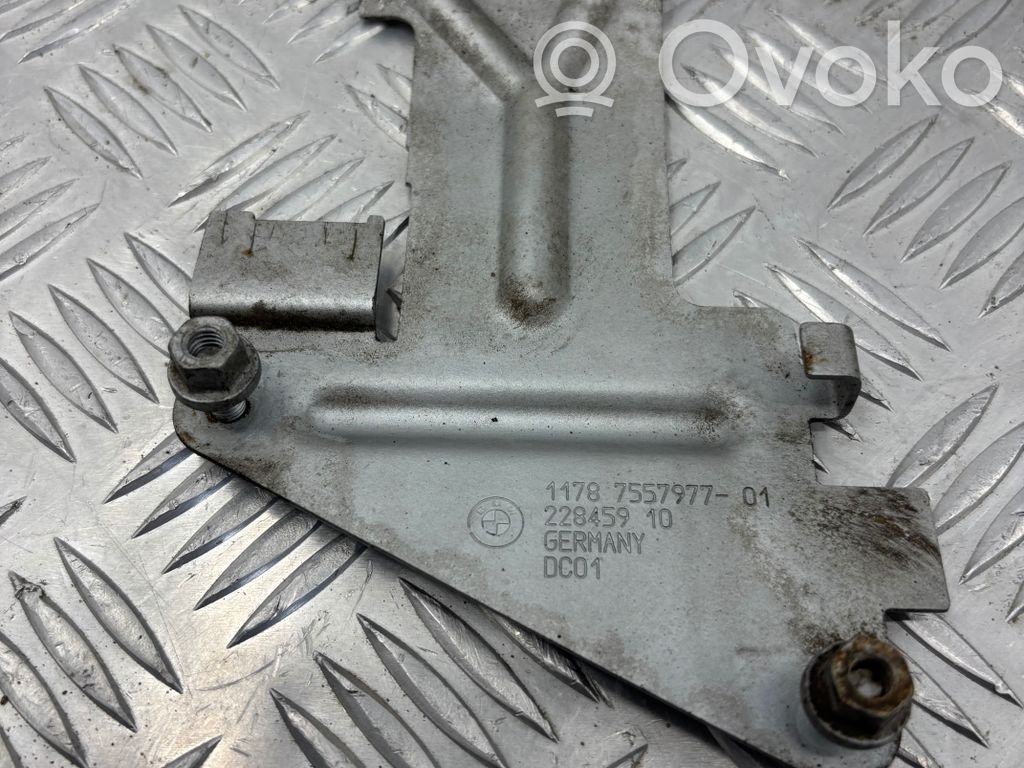BMW 3 E90 E91 Other engine bay part 