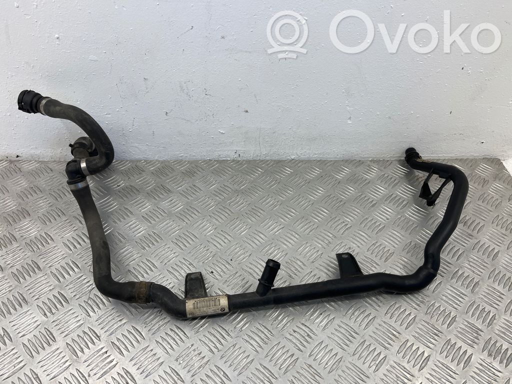 BMW 3 E90 E91 Engine coolant pipe/hose 