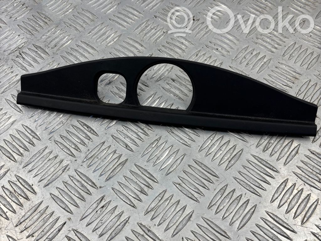 Other trunk/boot trim element   7061427