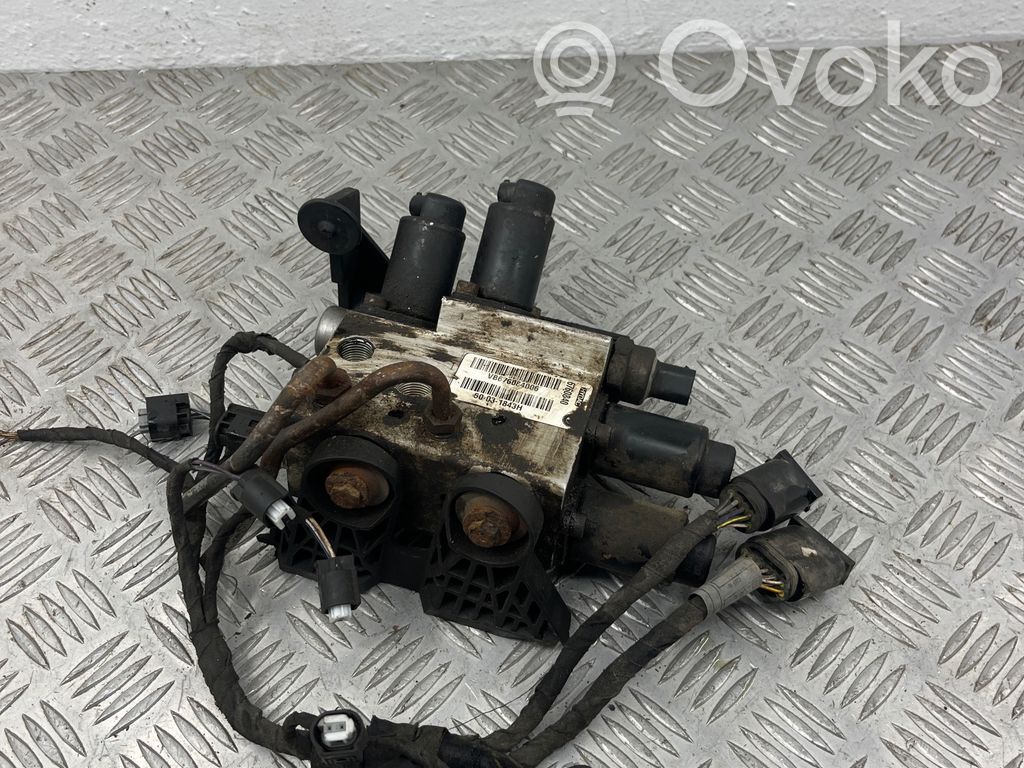BMW 5 E60 E61 Active stabilizer control/valve assembly 