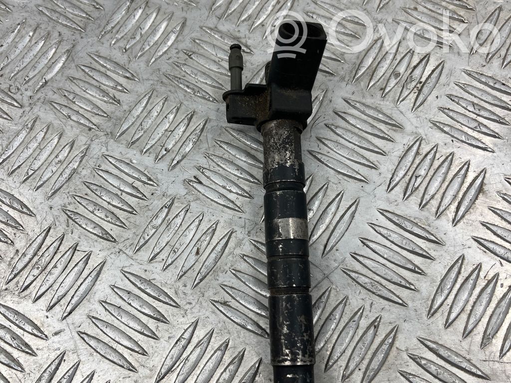 BMW 5 E60 E61 Fuel injector 