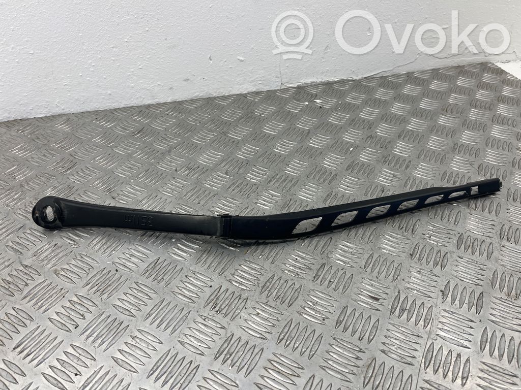 BMW 5 E60 E61 Front wiper blade arm 