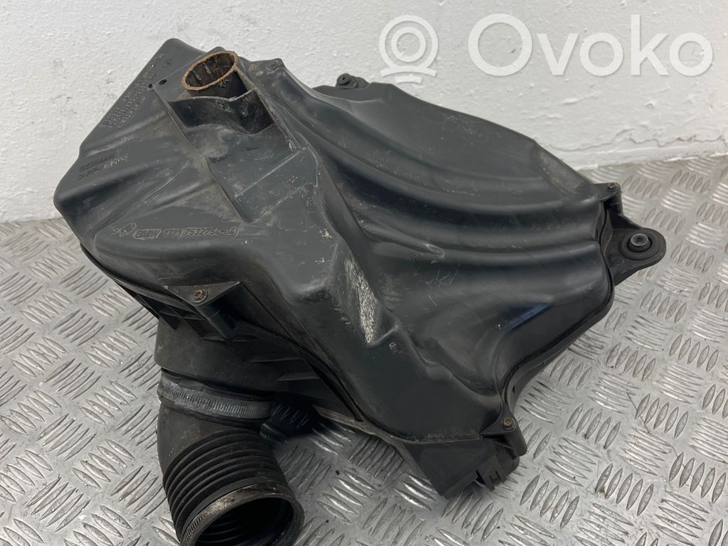 BMW 1 E81 E87 Air filter box 