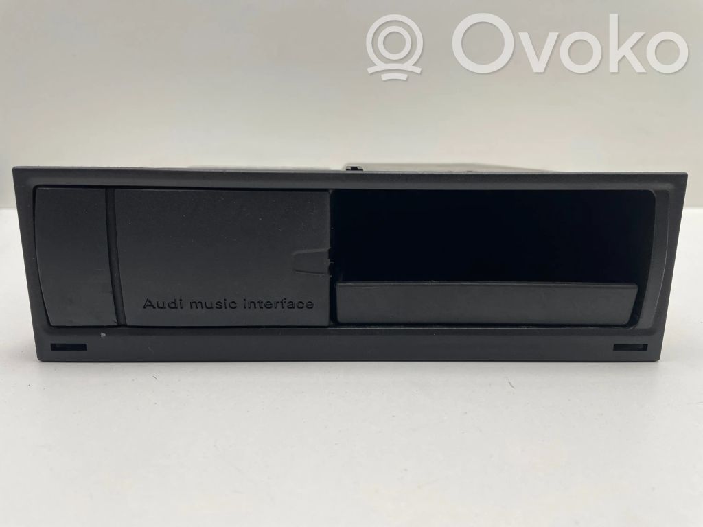 Audi Q7 4L Head unit multimedia control 