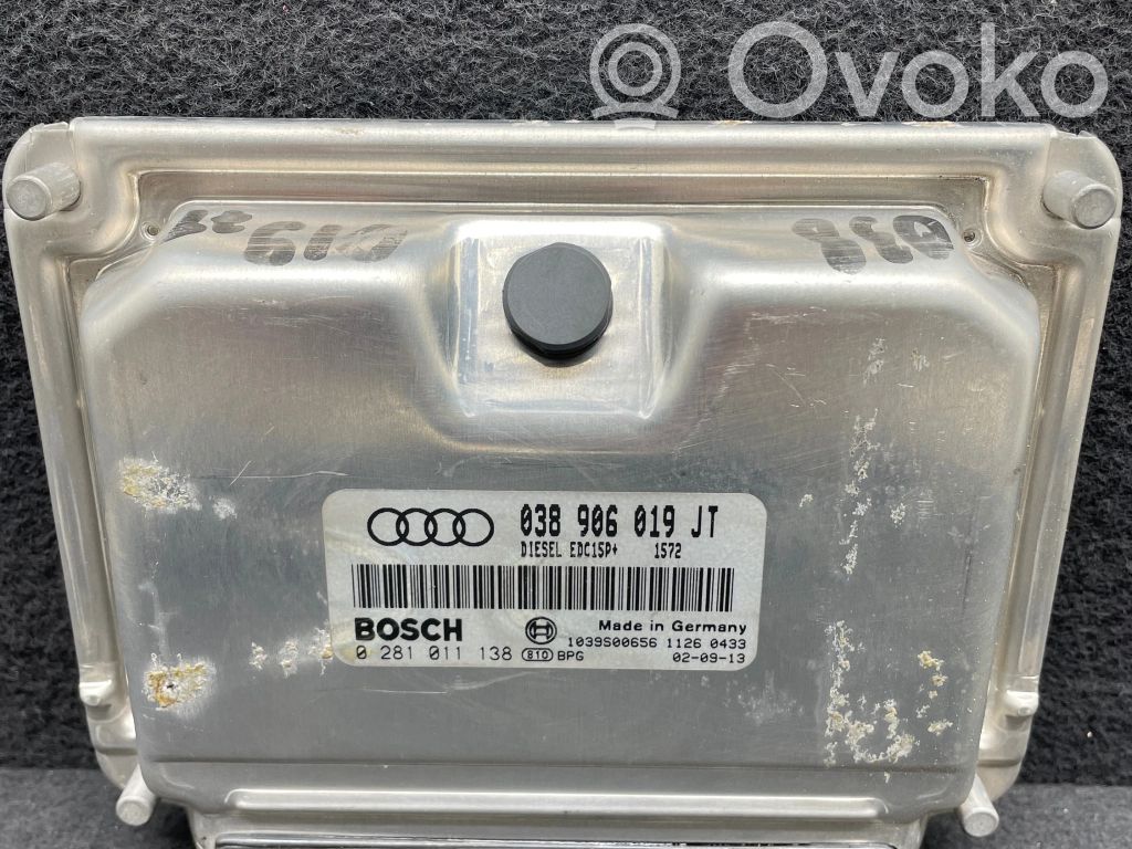 Audi A4 S4 B6 8E 8H Engine control unit/module 