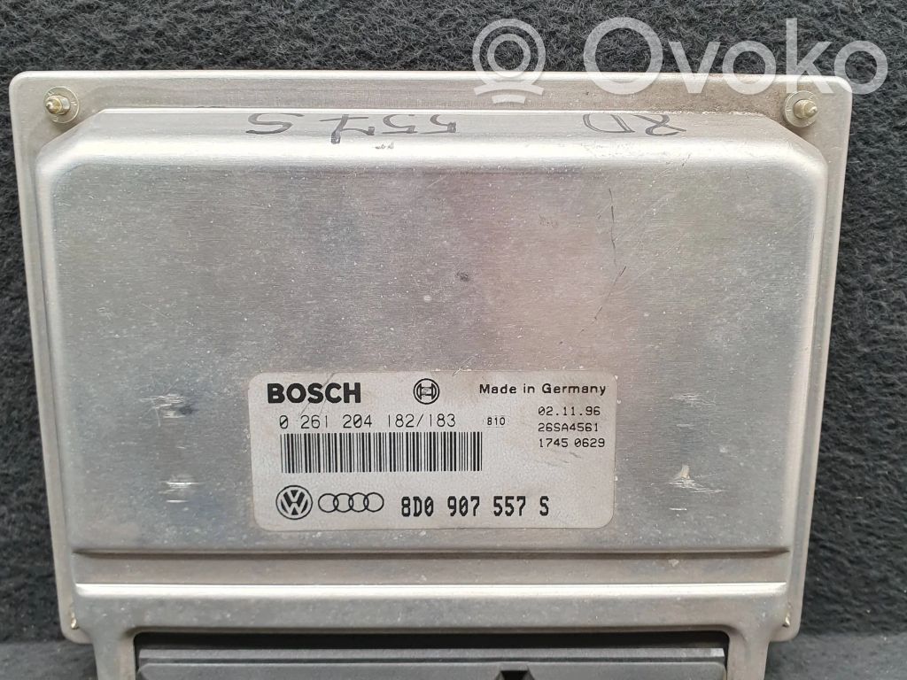 Engine control unit/module   8D0907557S,0261204182