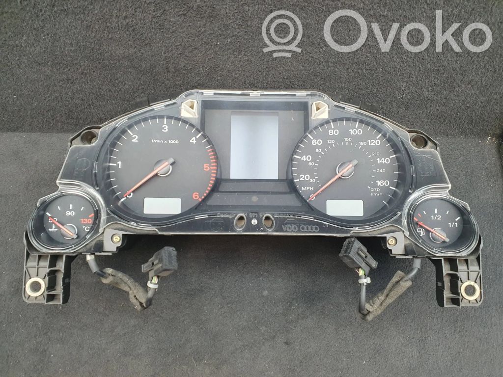 Audi A8 S8 D3 4E Speedometer (instrument cluster) 