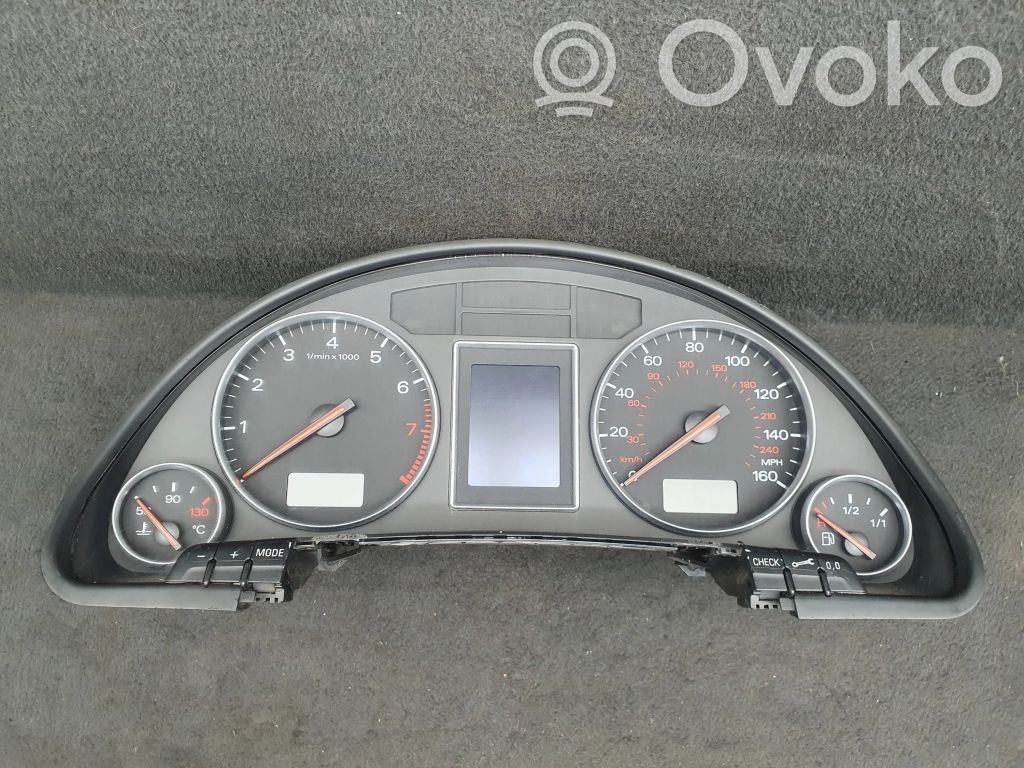 Audi A4 S4 B6 8E 8H Vitezometru (grup de instrumente) 