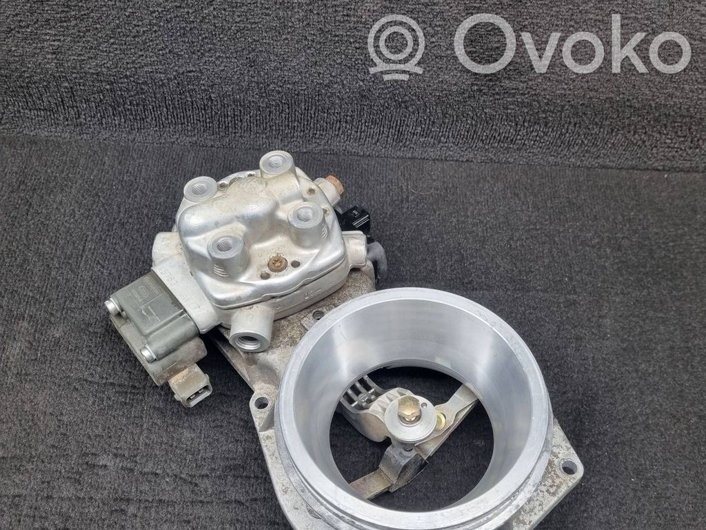 Audi A6 S6 C4 4A Rozdzielacz paliwa 