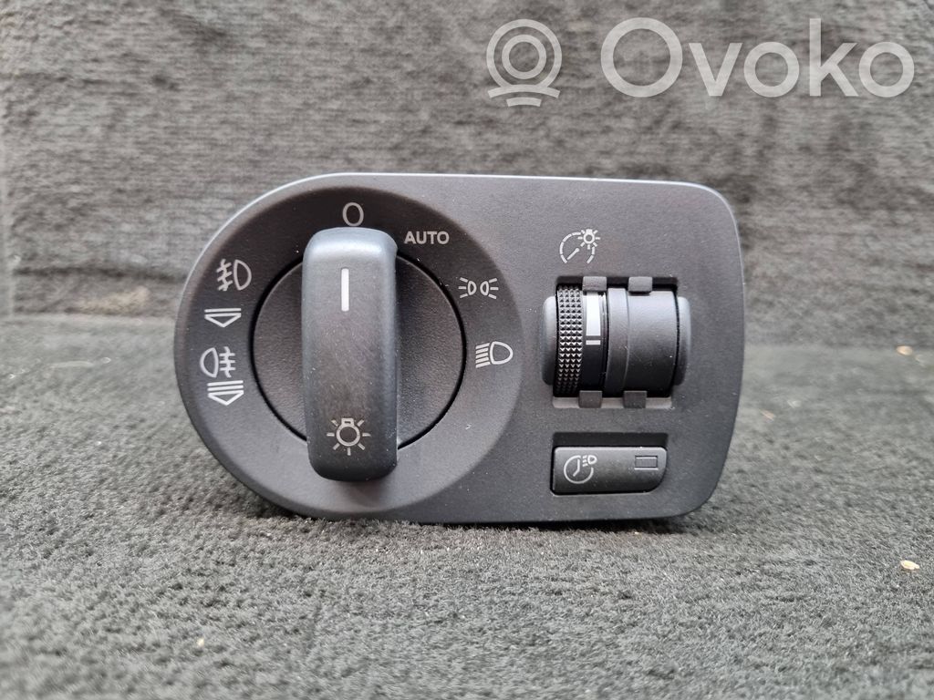 Audi A3 S3 8P Light switch 