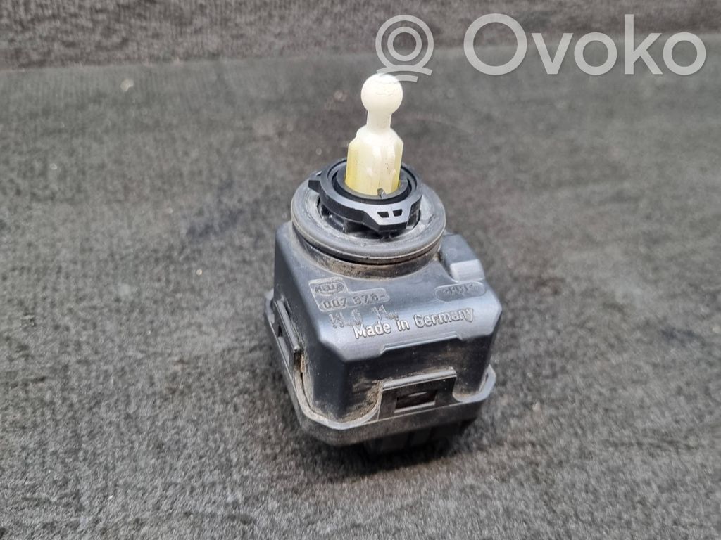 Audi A3 S3 8L Headlight level adjustment motor 