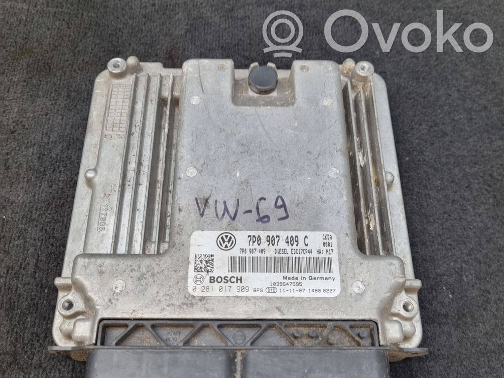 Volkswagen Touareg II Engine control unit/module 