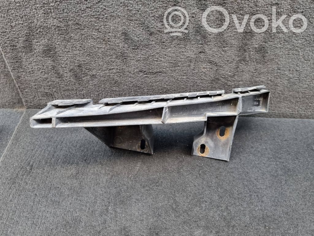 Audi Q7 4L Front bumper mounting bracket 