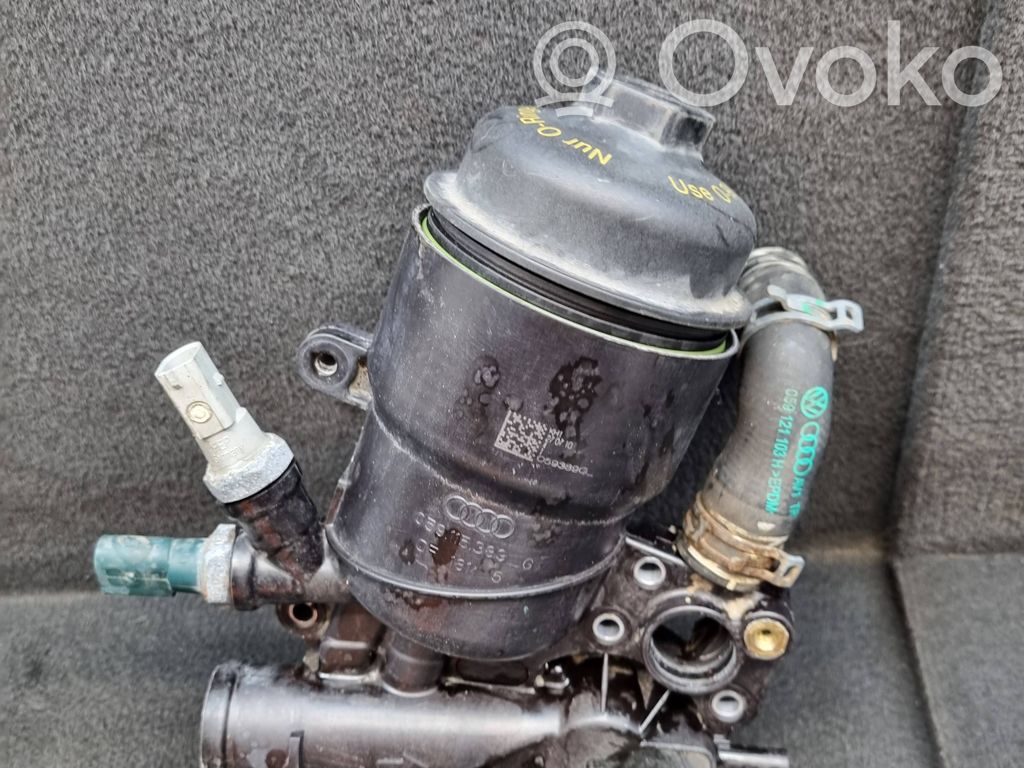 Audi Q7 4L Oil filter mounting bracket 