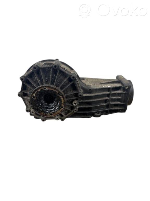 Audi A6 S6 C5 4B Galinis reduktorius 