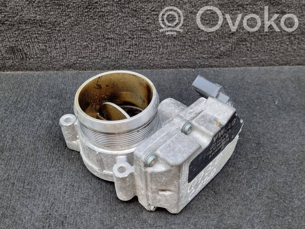 Audi Q7 4L Clapetă accelerație 
