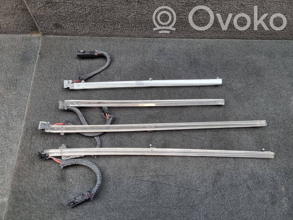 Audi A6 S6 C7 4G Luz interna puerta delantera 