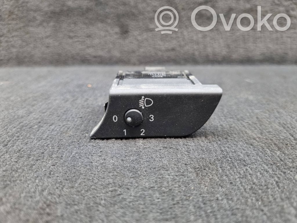 Audi A4 S4 B6 8E 8H Interruptor de control de altura del faro delantero 