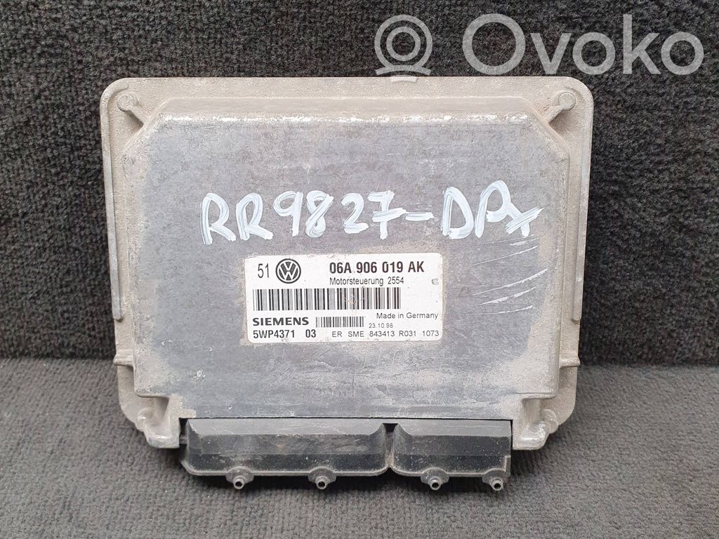 Volkswagen Bora Engine control unit/module 