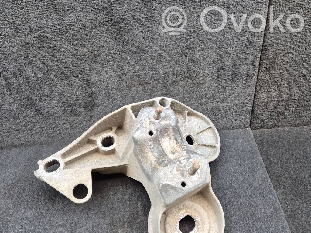 Audi A6 S6 C6 4F Engine mounting bracket 