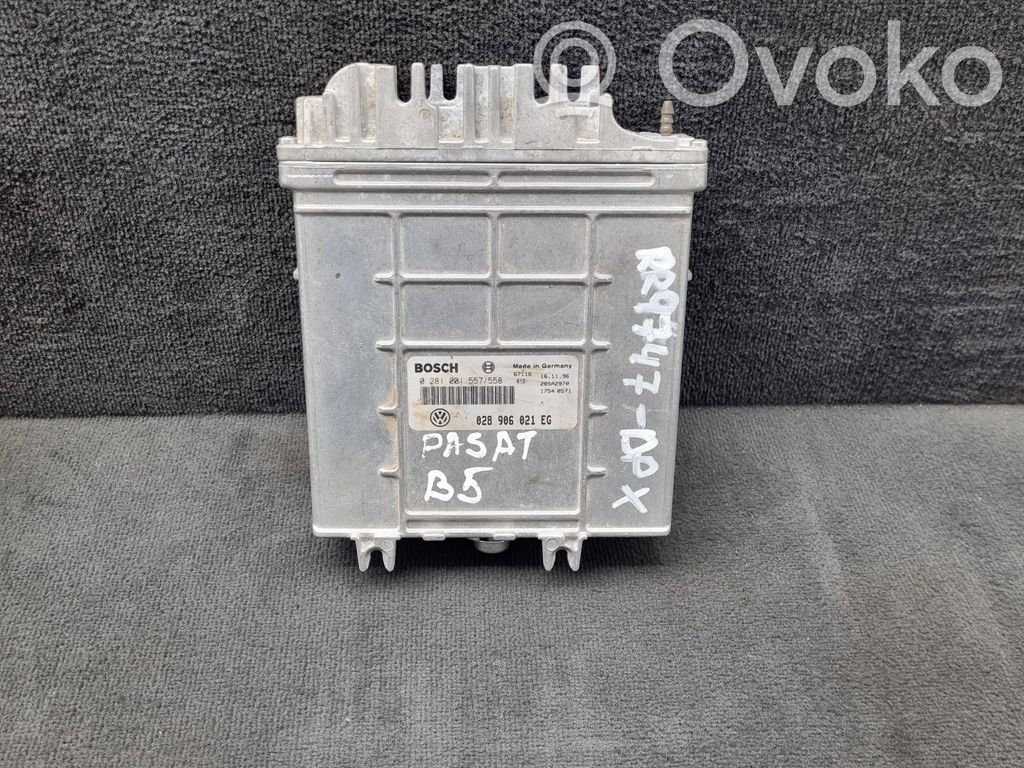 Volkswagen PASSAT B5 Engine control unit/module 