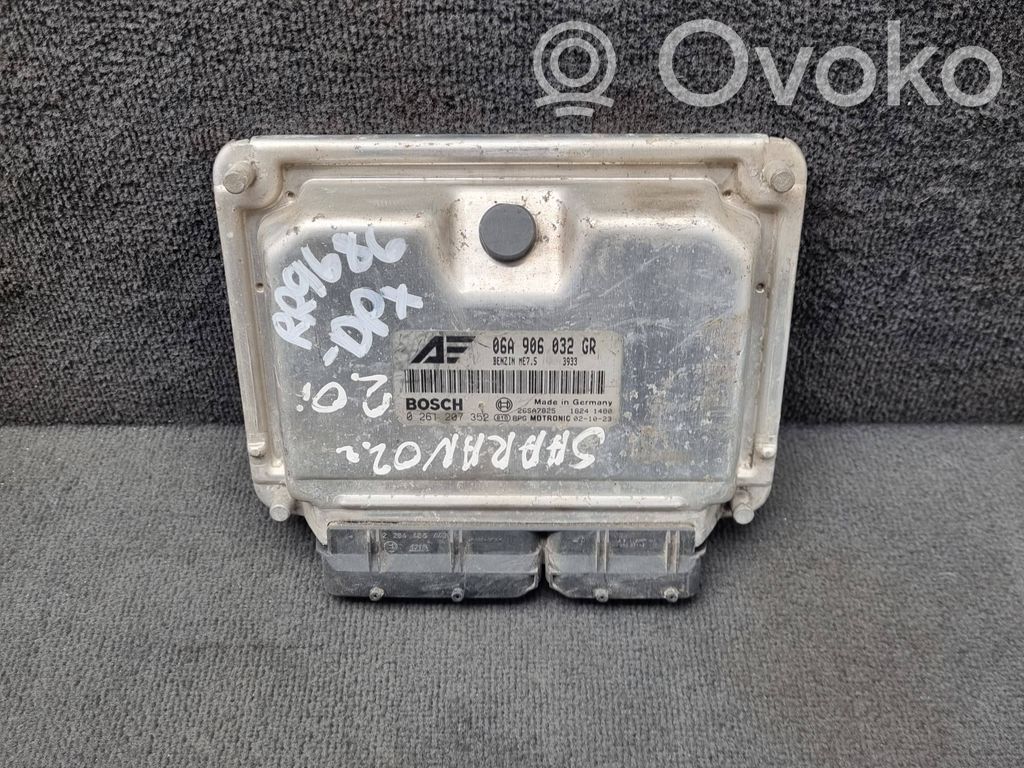 Volkswagen Sharan Engine control unit/module 