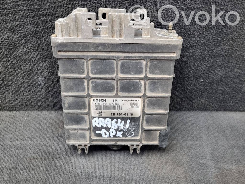 Volkswagen PASSAT B4 Engine control unit/module 