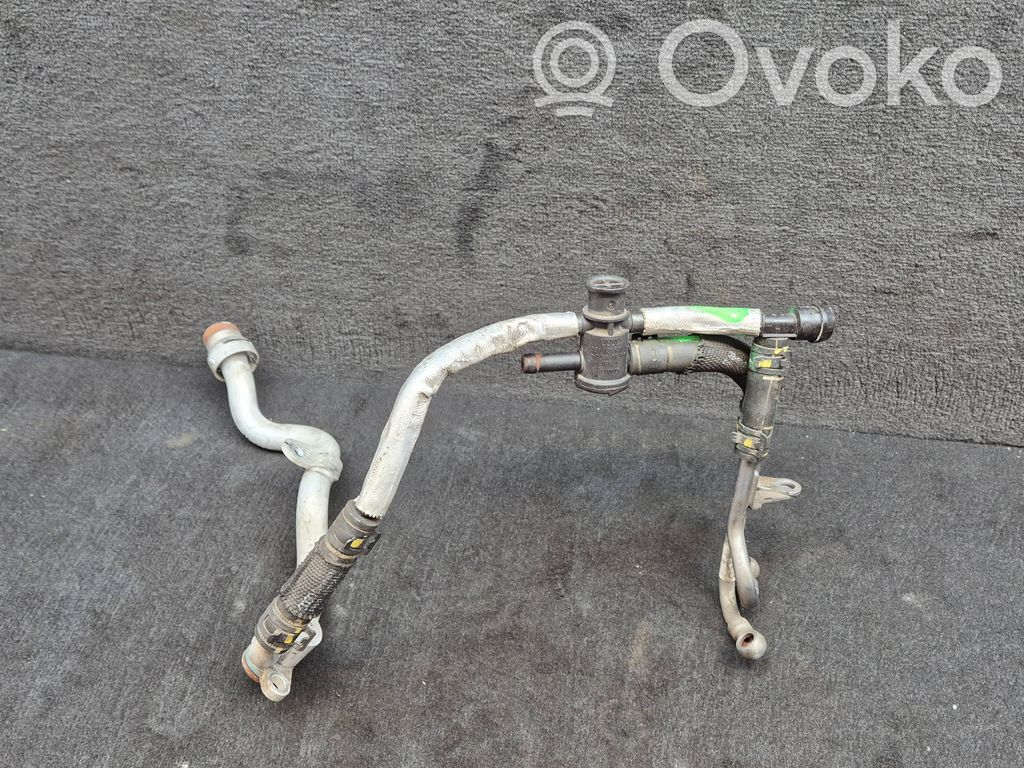 Audi A7 S7 4G Engine coolant pipe/hose 
