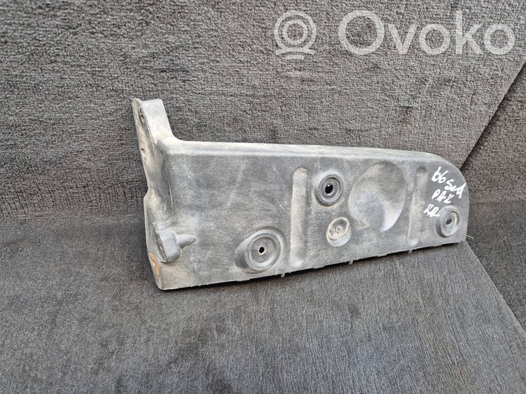 Audi A4 S4 B6 8E 8H Suport montare bară spate 