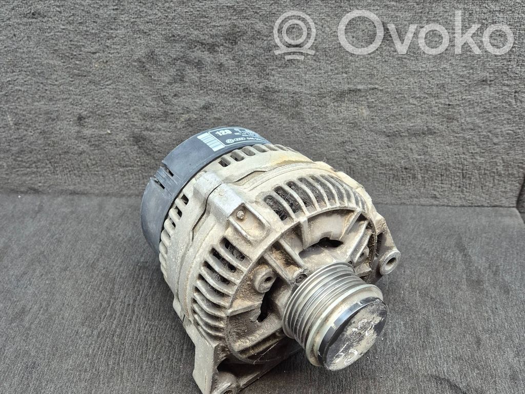 Audi A6 S6 C4 4A Generator/alternator 