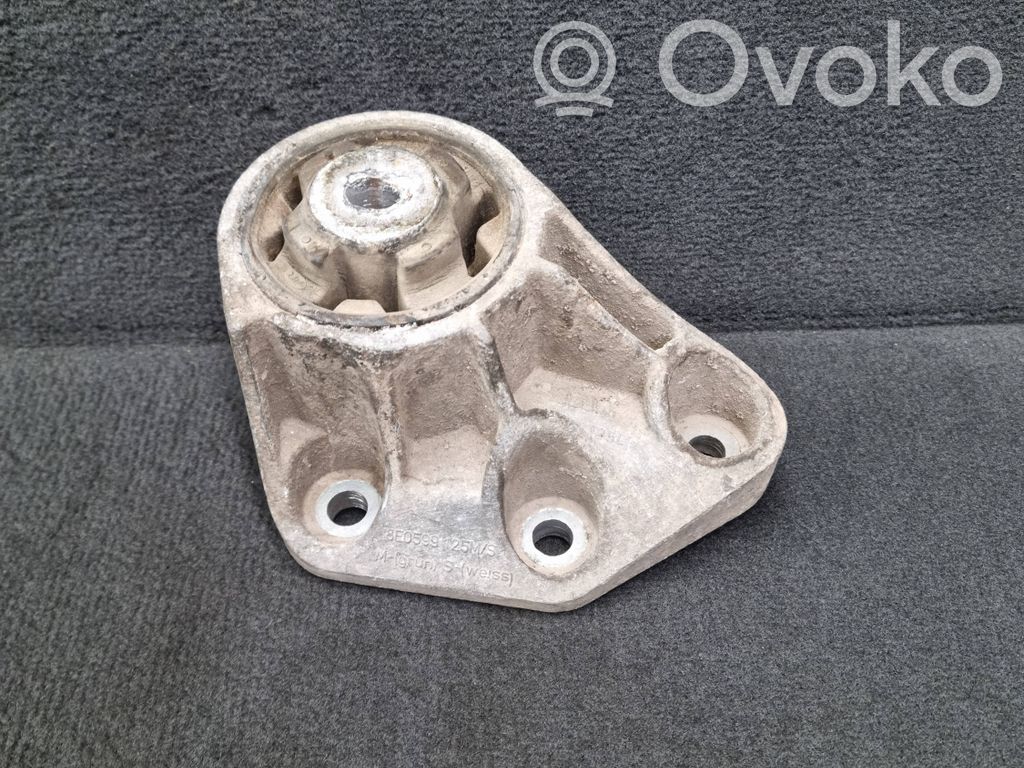 Audi A4 S4 B7 8E 8H Aizmugurējā reduktora stiprinājums / paduška 