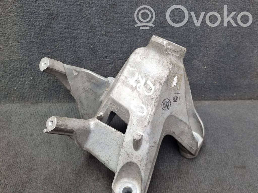 Audi A4 S4 B9 Engine mounting bracket 