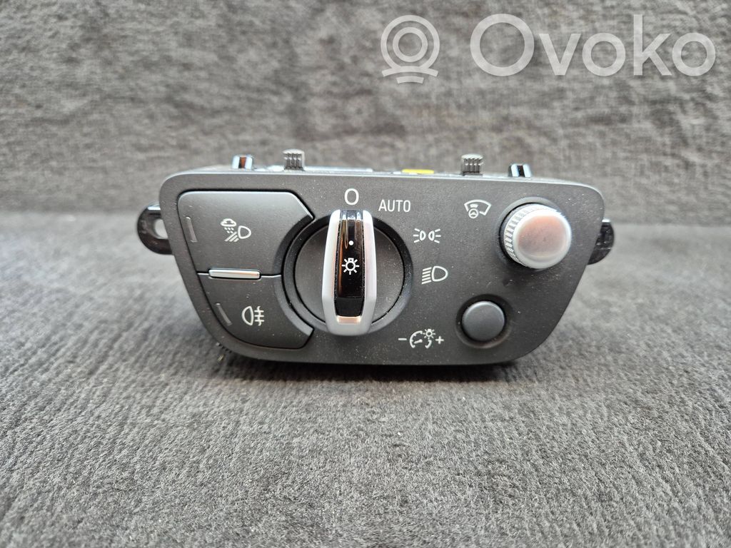 Audi Q7 4M Light switch 
