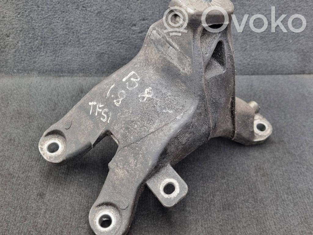 Audi A4 S4 B8 8K Engine mounting bracket 