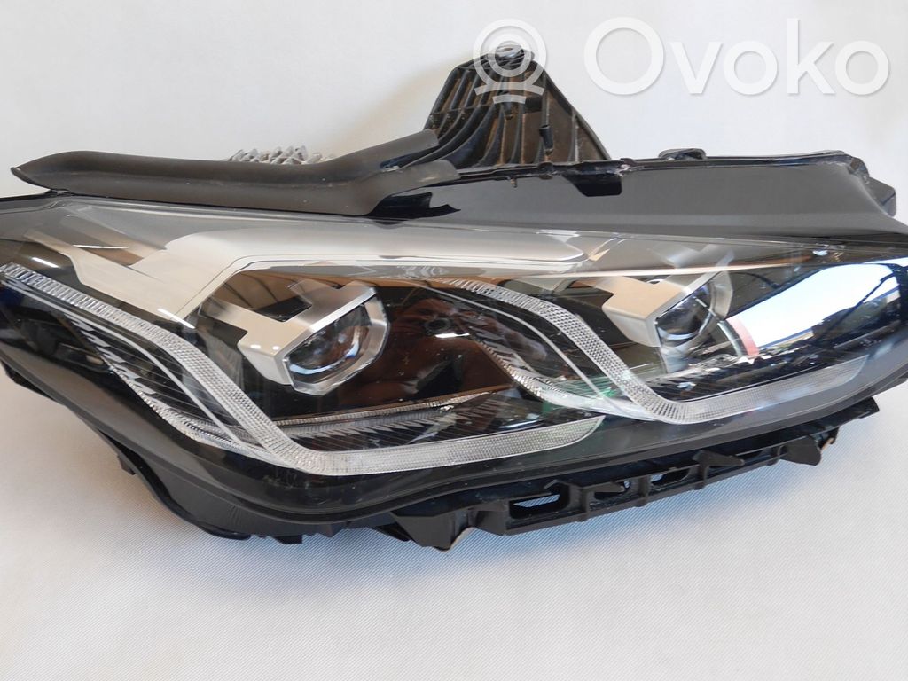 BMW 2 Active Tourer U06 Headlight/headlamp 