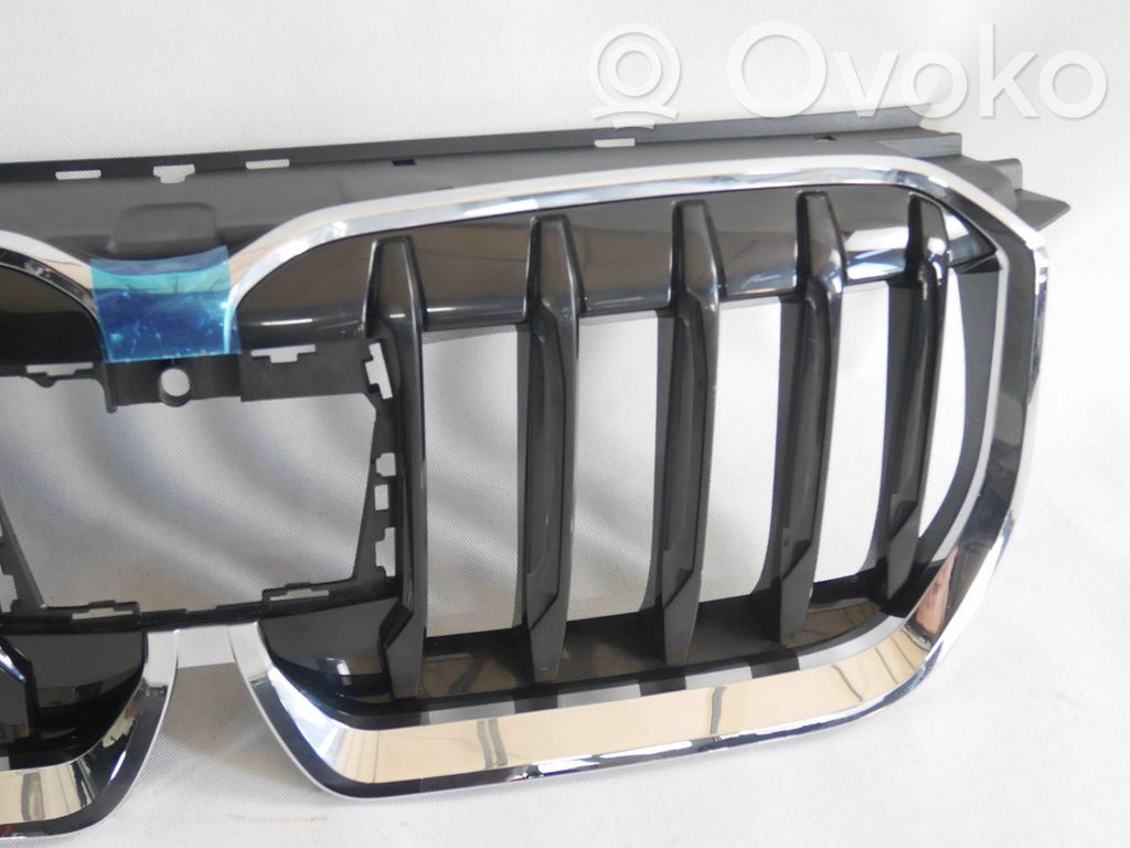 BMW X1 U11 Grilă radiator față 