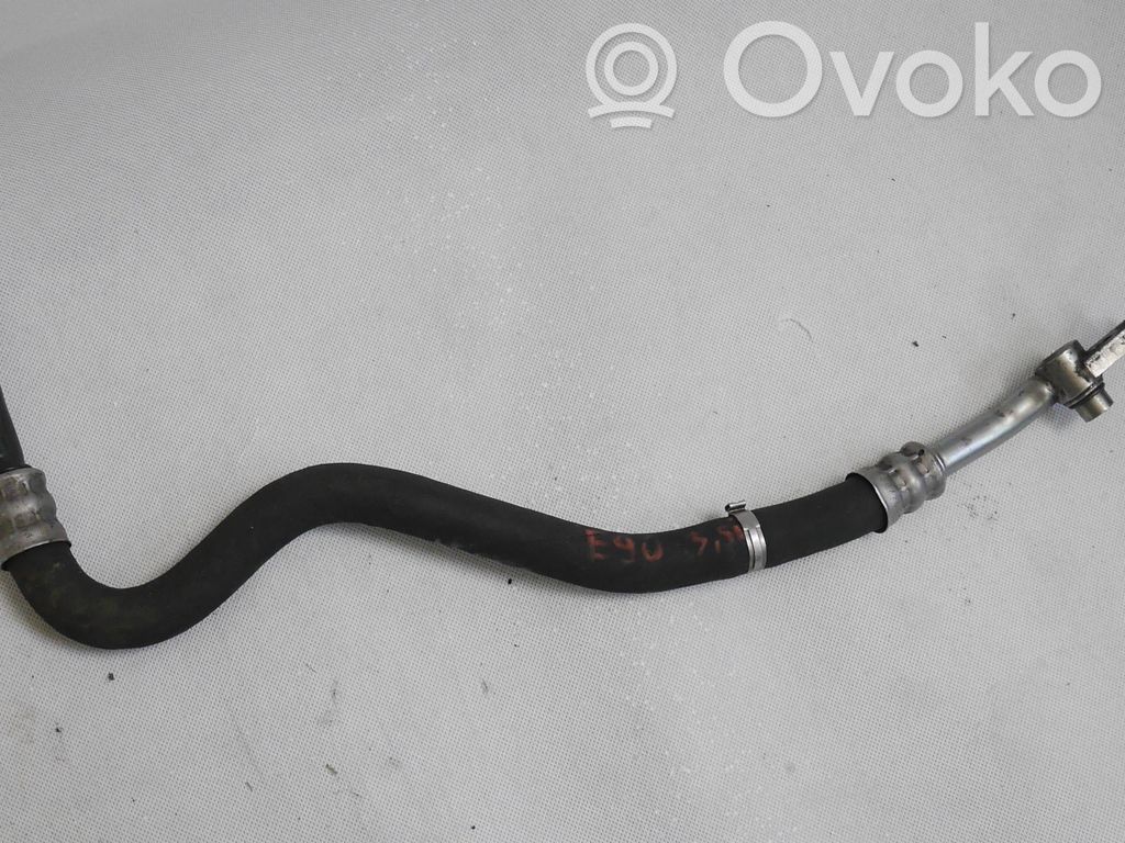 BMW 3 E92 E93 Oil cooling pipe 