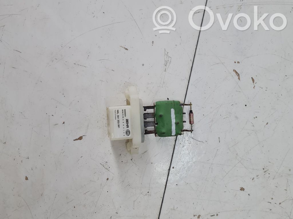 Ford Fiesta Rezystor / Opornik dmuchawy nawiewu 