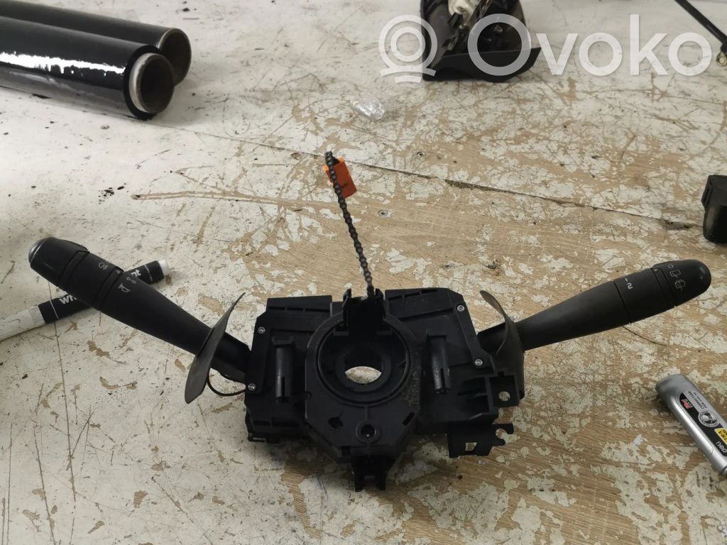 Renault Clio II Wiper speed switch 