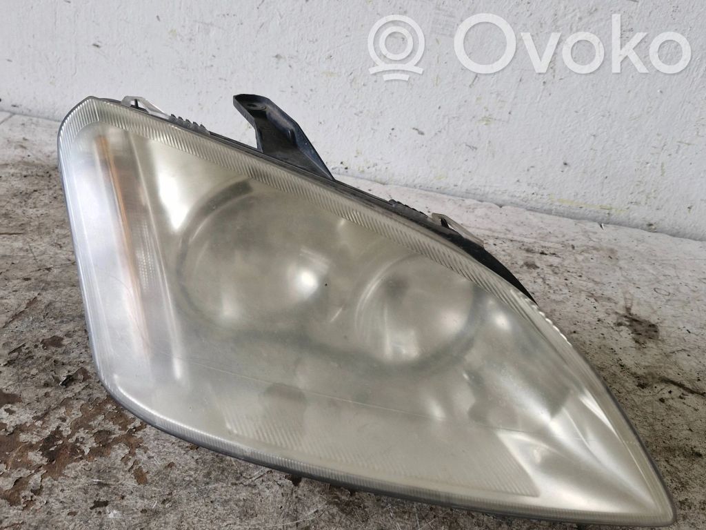 Ford C-MAX I Headlight/headlamp 