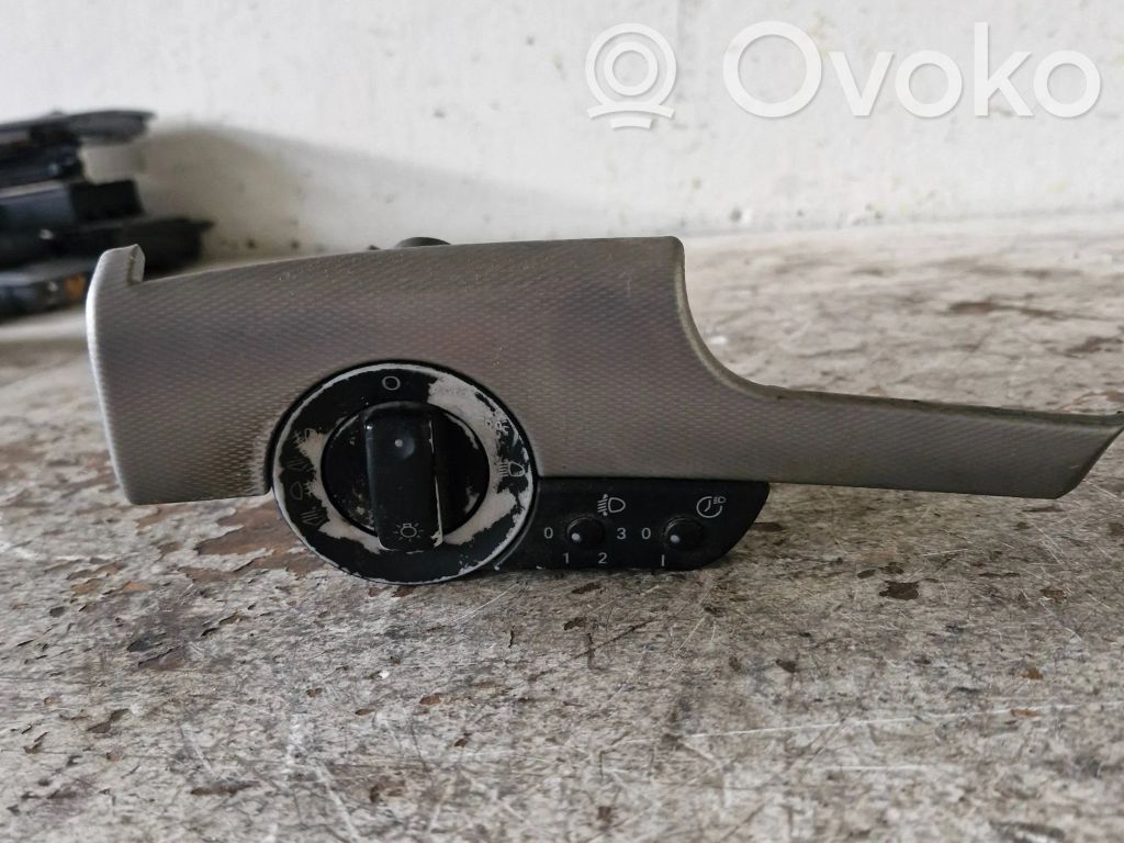 Audi A4 S4 B6 8E 8H Interruptor de luz 