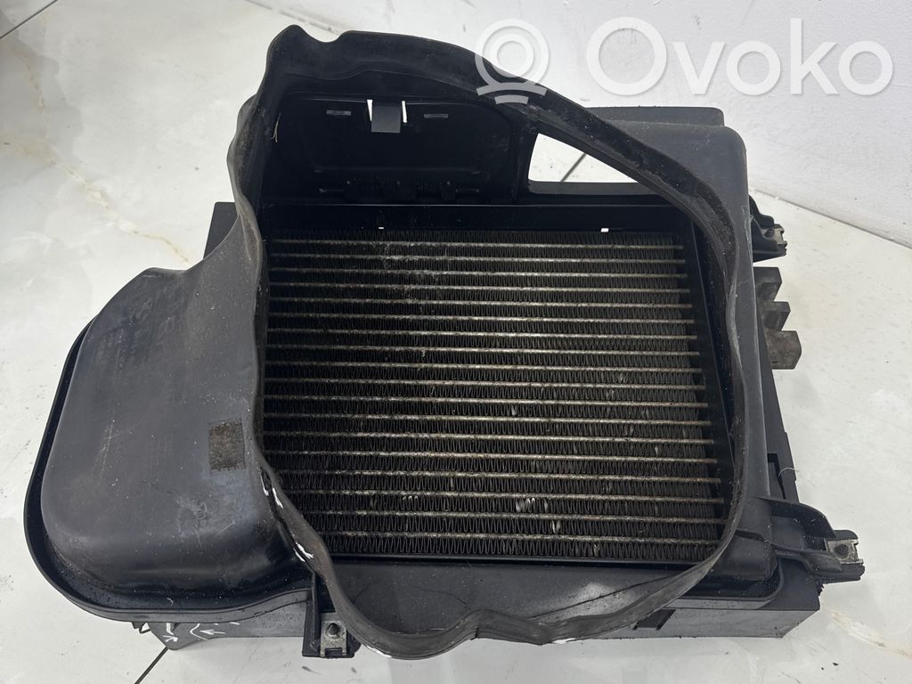 BMW X5M E70 Oro nukreipėjas/ kanalas interkūlerio radiatoriaus 