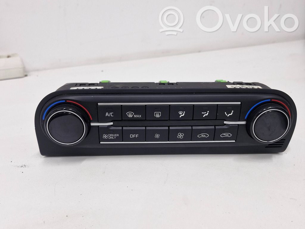 KIA Xceed Climate control unit 